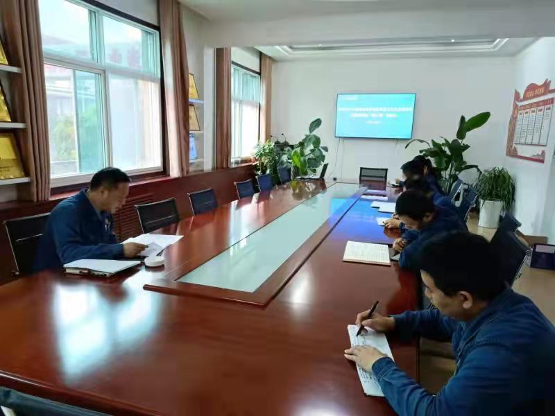 9月26日，儲運中心黨委召開全國國有企業(yè)黨的建設(shè)工作會議精神貫徹落實情況“回頭看”專題推進(jìn)會